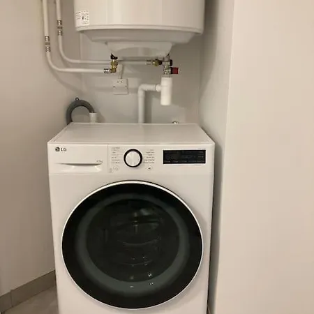 F2 Neuf Cosy Et Elegant Avec Terrasse, Parking, Wifi Apartament Chamalières