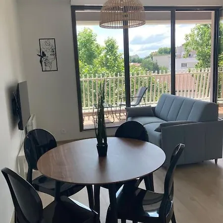 F2 Neuf Cosy Et Elegant Avec Terrasse, Parking, Wifi 公寓 洽马来里斯