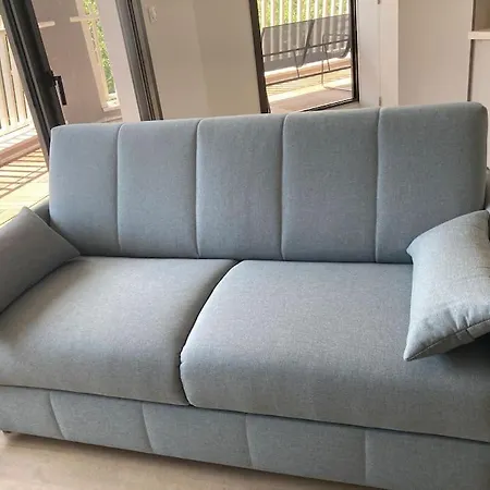 F2 Neuf Cosy Et Elegant Avec Terrasse, Parking, Wifi Apartament