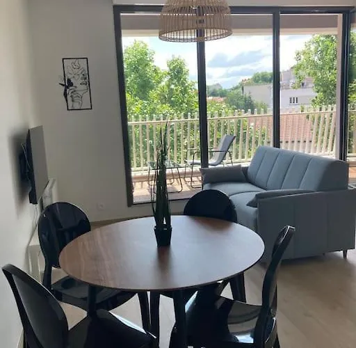 F2 Neuf Cosy Et Elegant Avec Terrasse, Parking, Wifi Appartement Chamalières