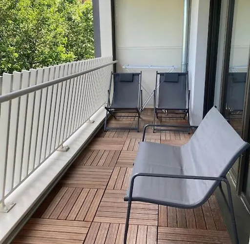 F2 Neuf Cosy Et Elegant Avec Terrasse, Parking, Wifi Chamalières